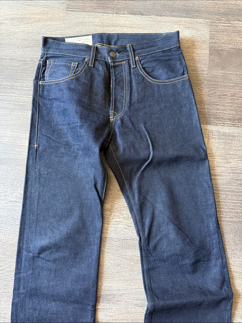 Men's Straight-Leg Jeans in Dark Indigo - Classic Fit